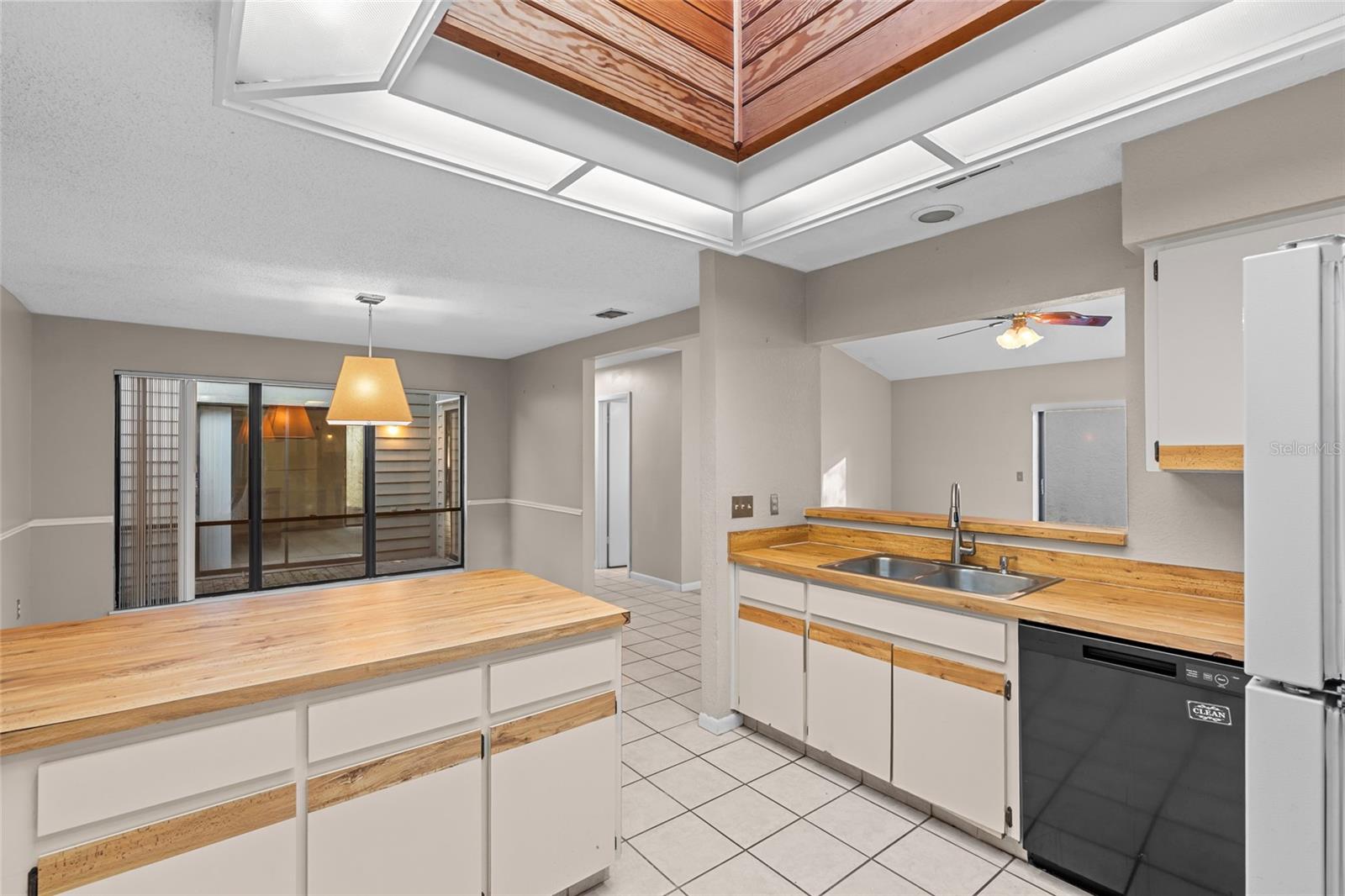 13905 LAZY OAK DR, TAMPA, FL, 33613