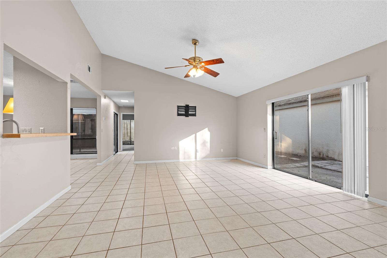 13905 LAZY OAK DR, TAMPA, FL, 33613