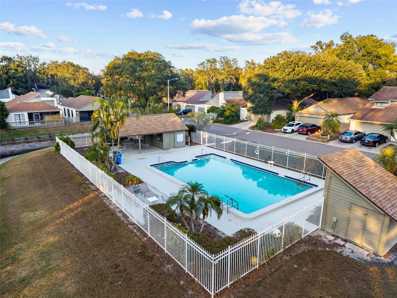 13905 LAZY OAK DR, TAMPA, FL, 33613