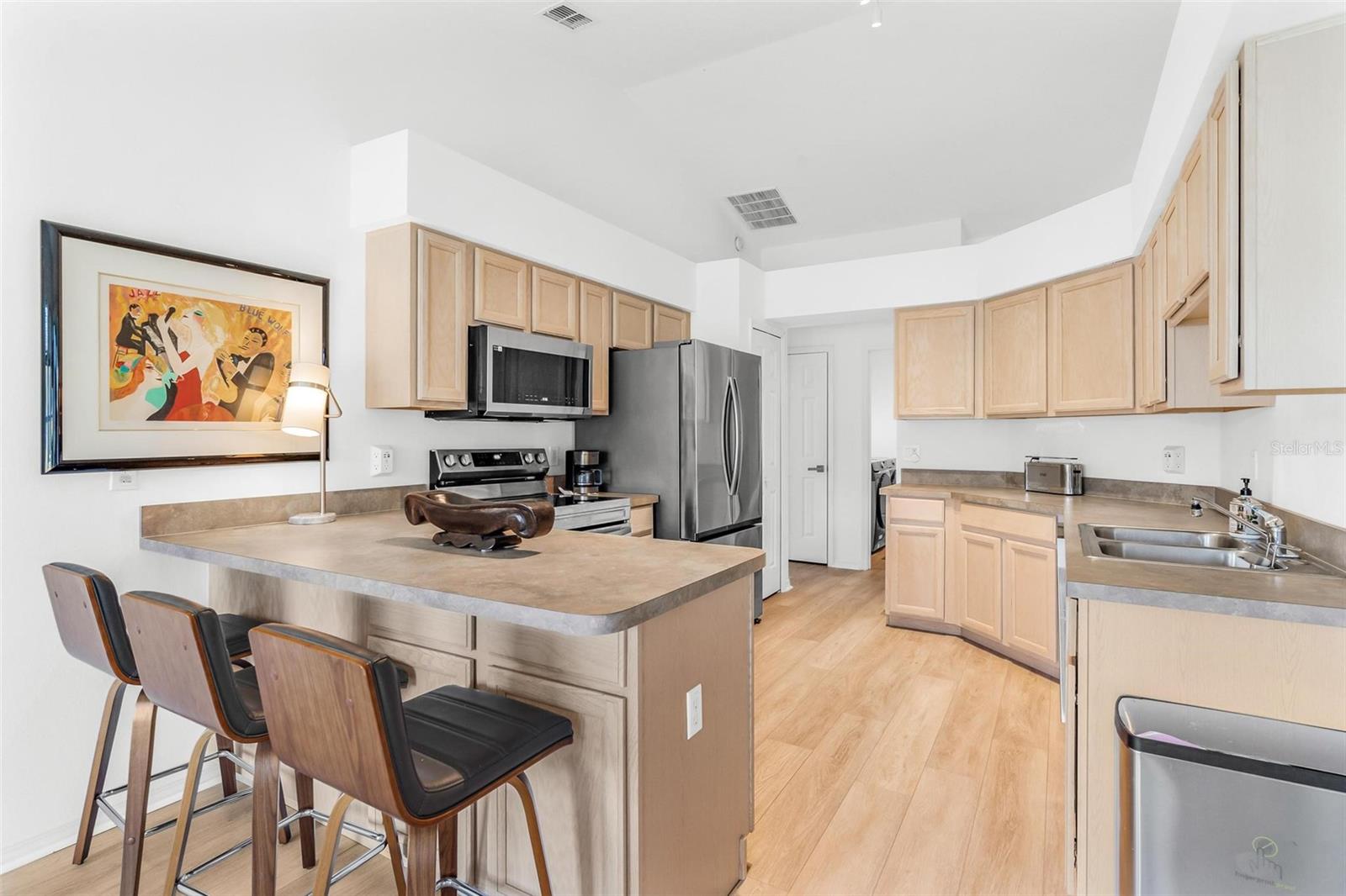 25440 CRESTWATER DR, LEESBURG, FL, 34748