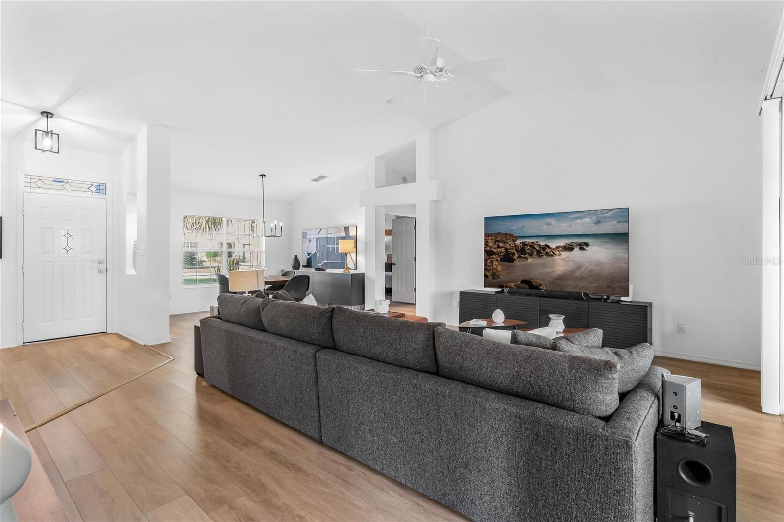 25440 CRESTWATER DR, LEESBURG, FL, 34748