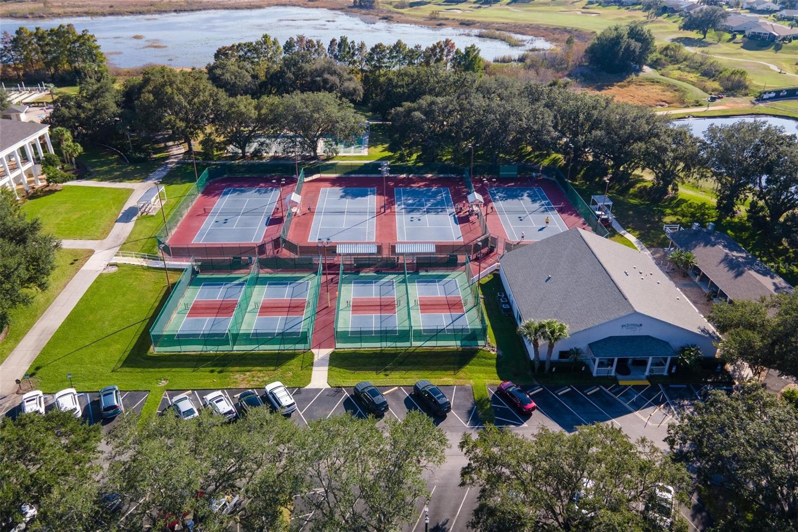 25440 CRESTWATER DR, LEESBURG, FL, 34748