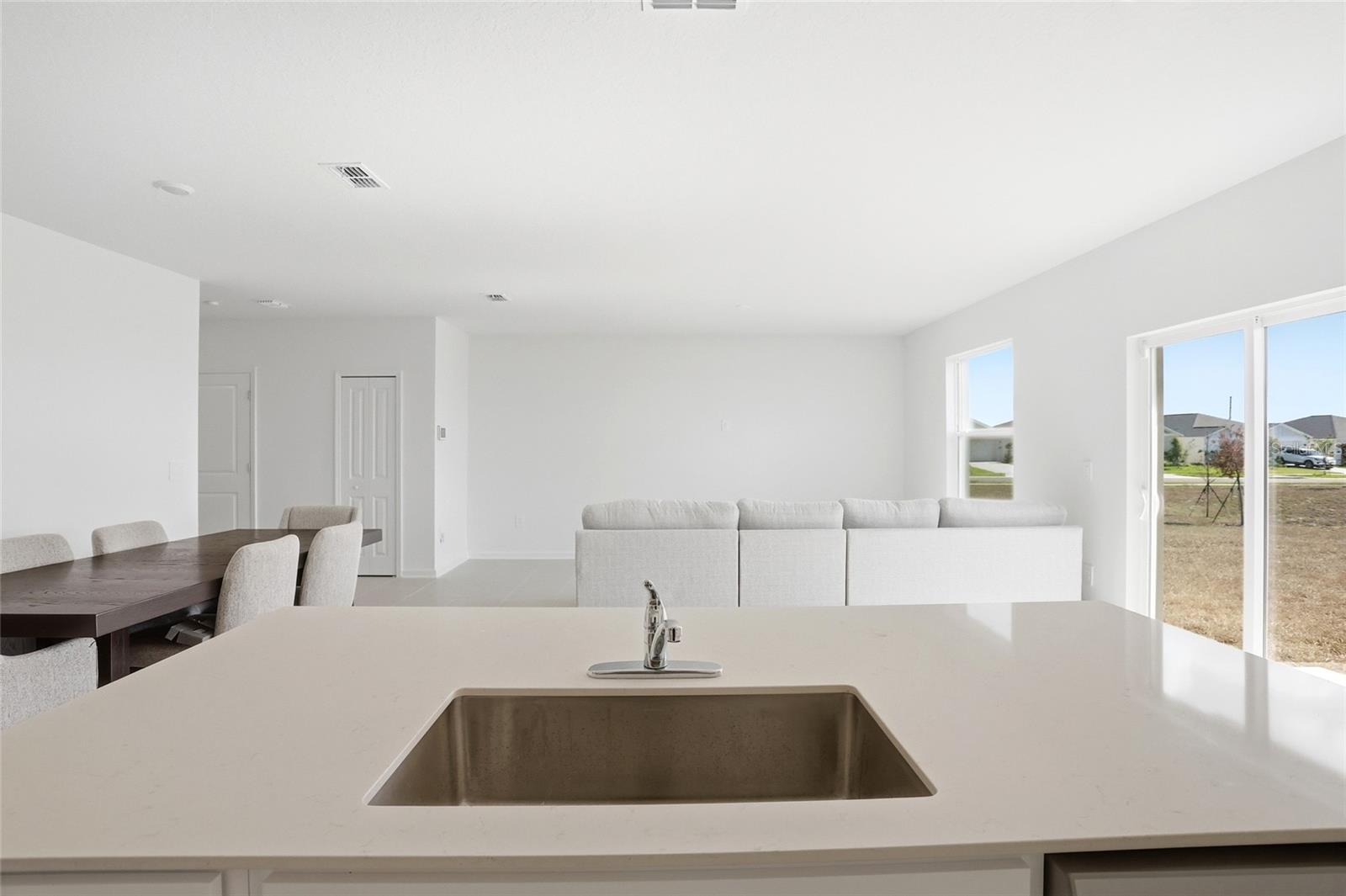 3410 HOWELL DR, LAKE WALES, FL, 33859