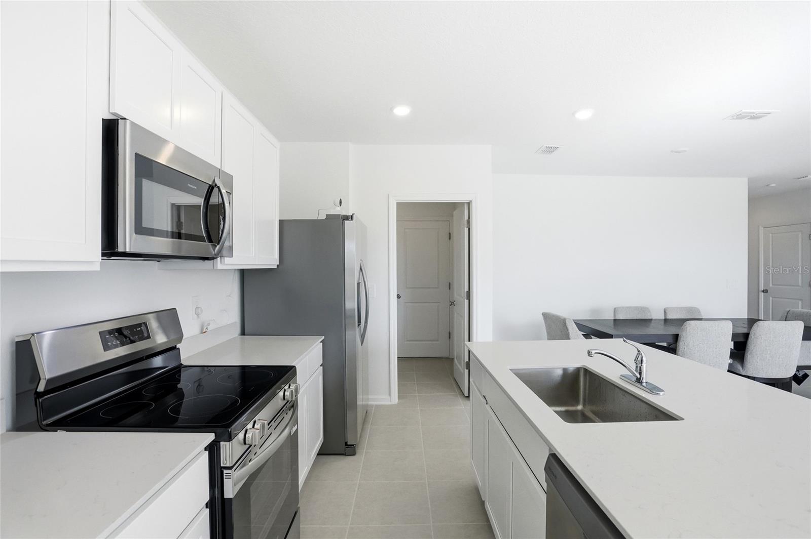 3410 HOWELL DR, LAKE WALES, FL, 33859