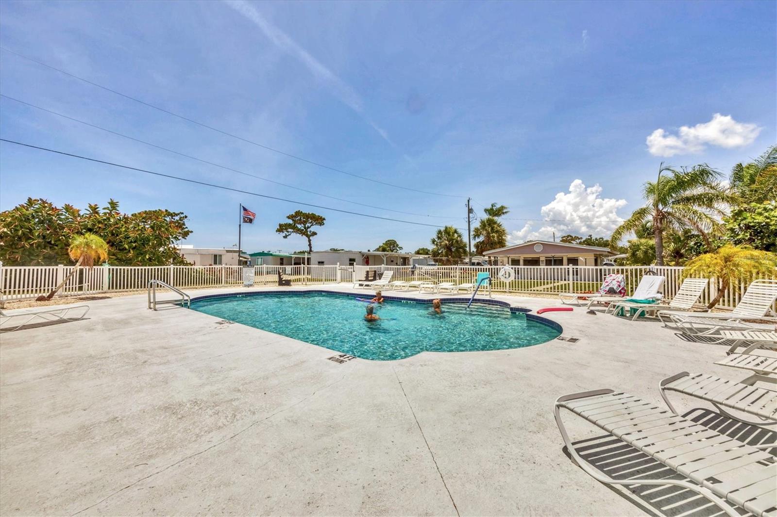 D6144844 Property Photo