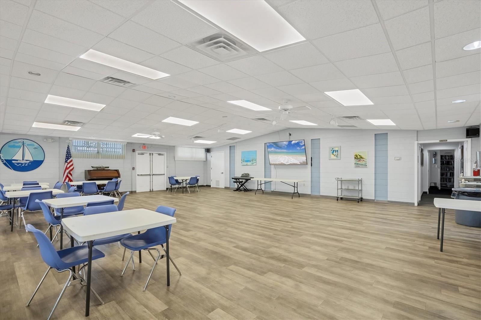 D6144844 Property Photo