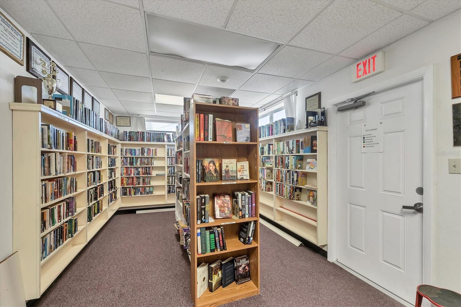 D6144844 Property Photo