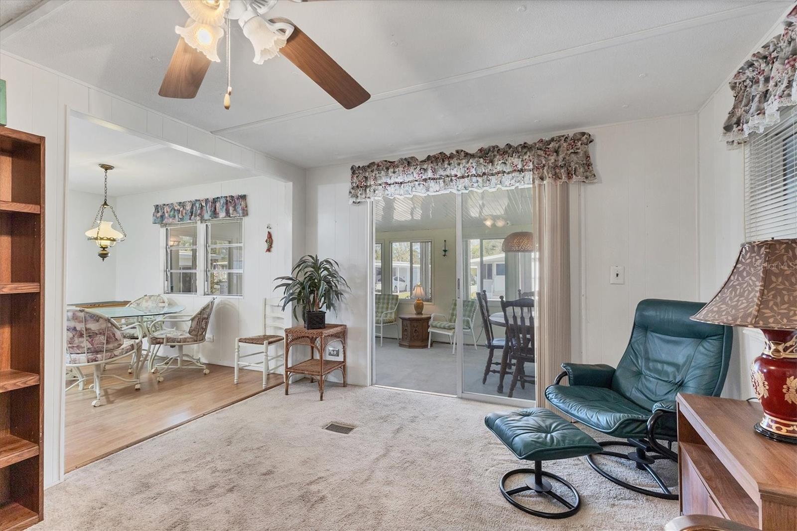 D6144844 Property Photo