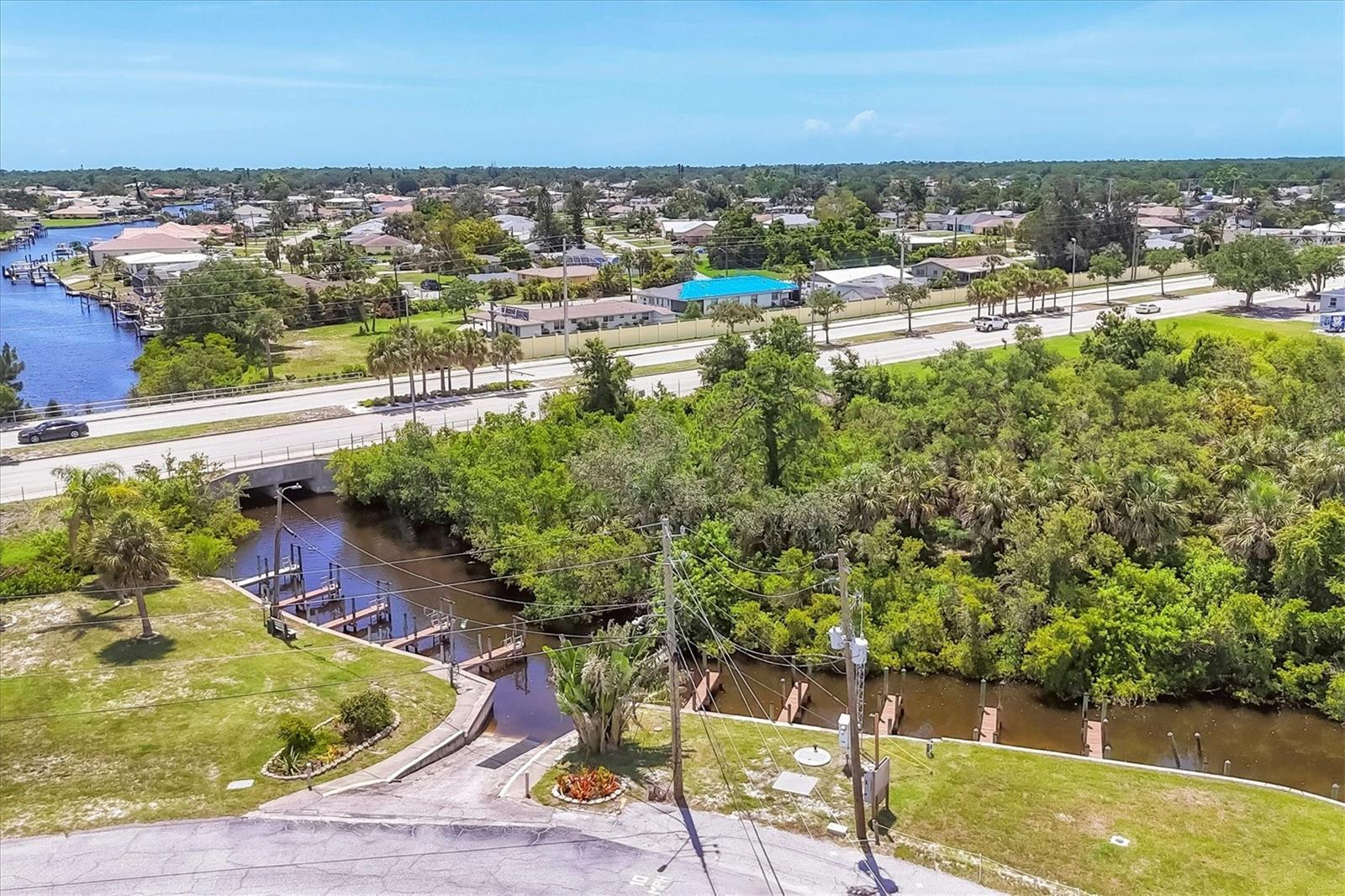 D6144844 Property Photo