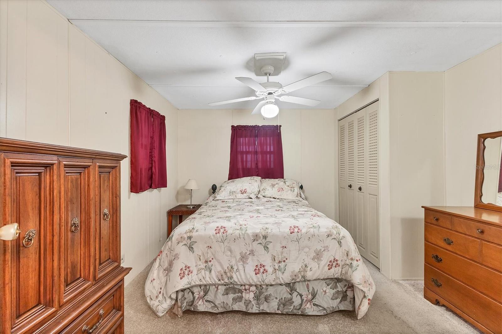 D6144844 Property Photo