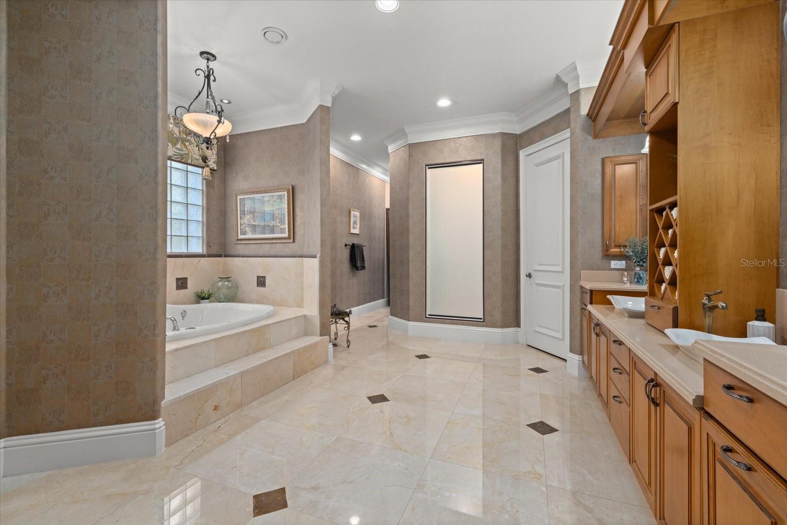 N6141577 Property Photo