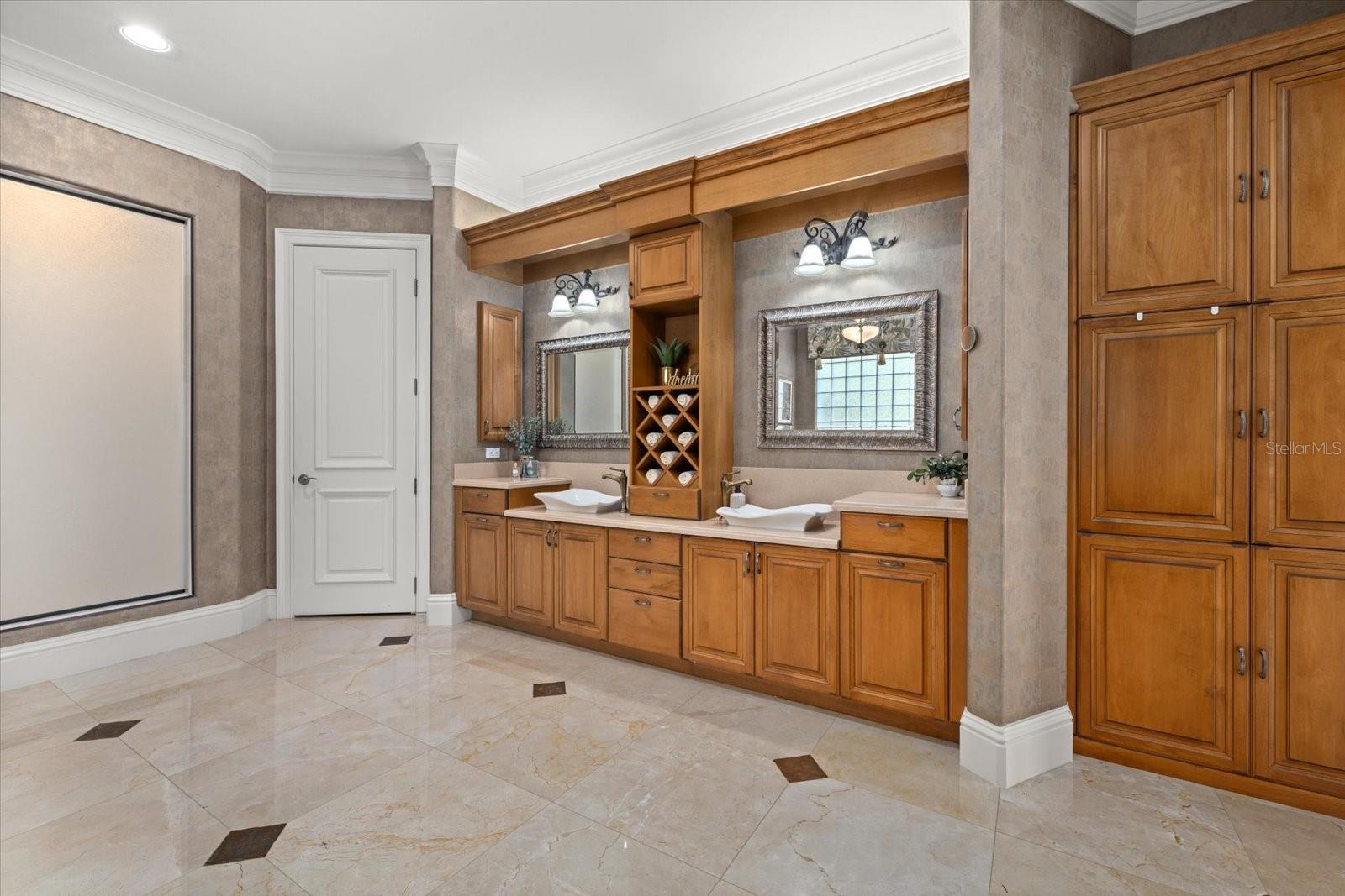 N6141577 Property Photo