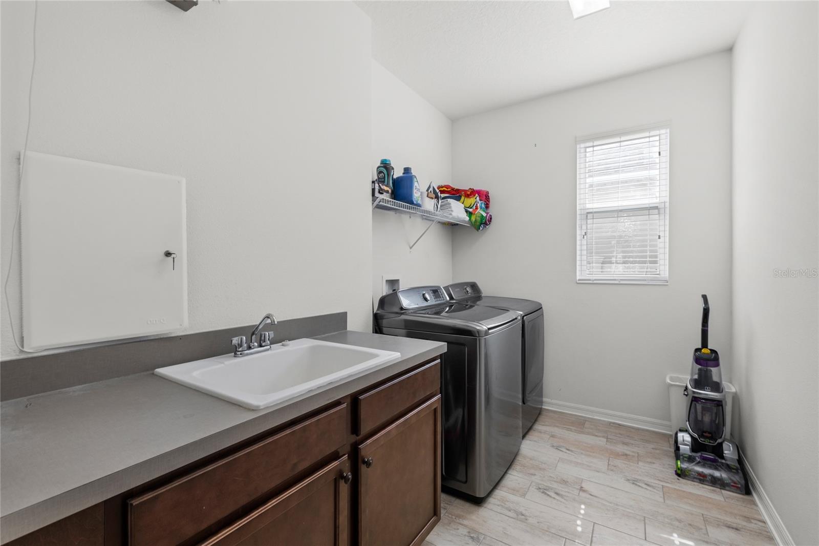 8007 NAVEL ORANGE LN, WINTER GARDEN, FL, 34787