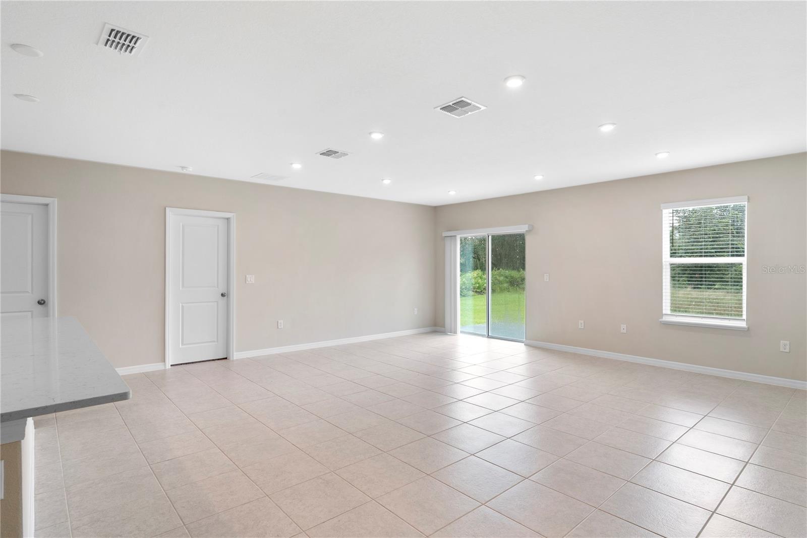 3911 GARDENIA DR, INDIAN LAKE ESTATES, FL, 33855