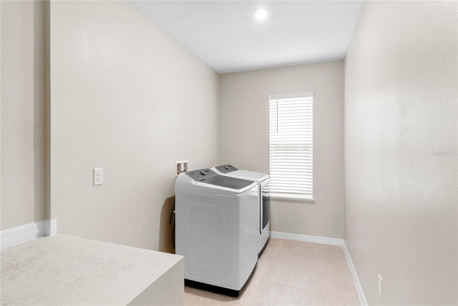 3911 GARDENIA DR, INDIAN LAKE ESTATES, FL, 33855