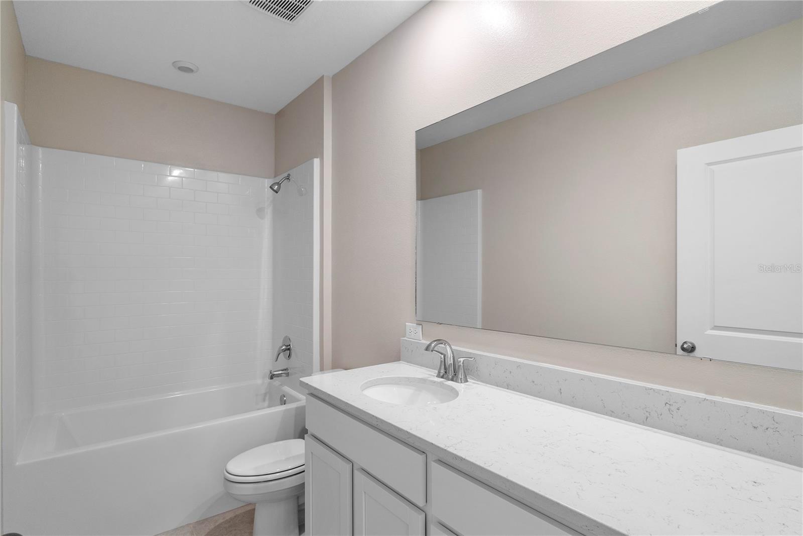 3911 GARDENIA DR, INDIAN LAKE ESTATES, FL, 33855