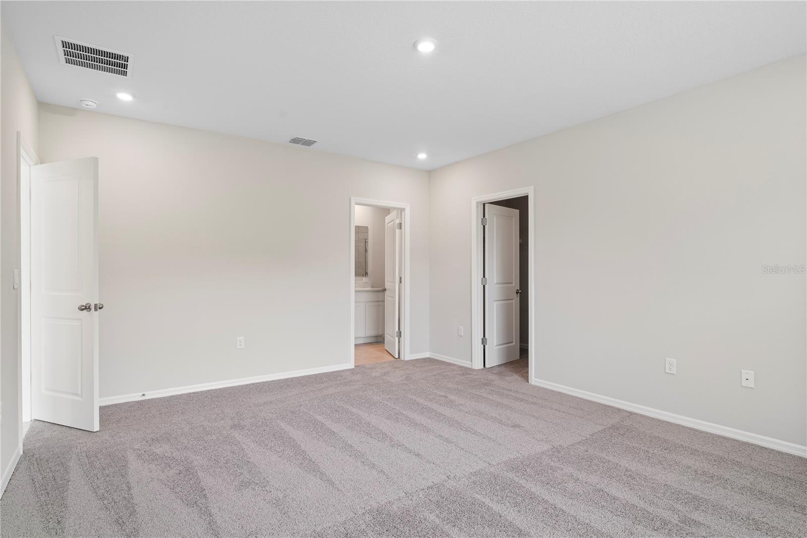 3911 GARDENIA DR, INDIAN LAKE ESTATES, FL, 33855