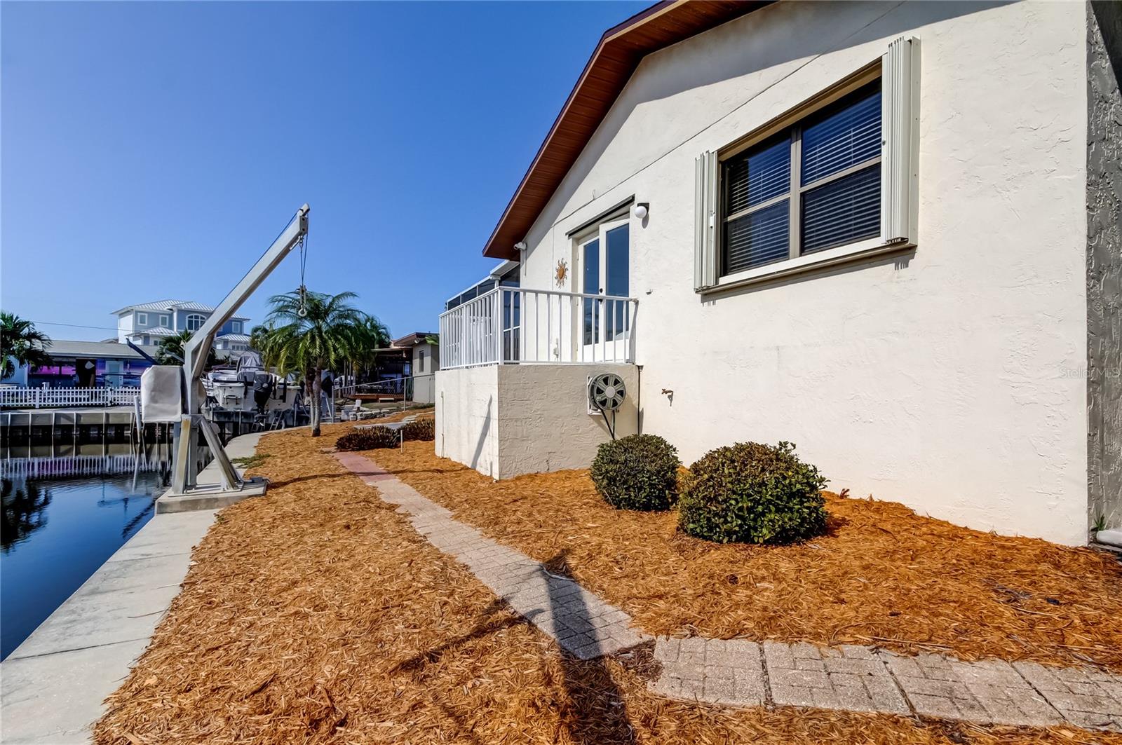 212 WESTWINDS DR, PALM HARBOR, FL, 34683