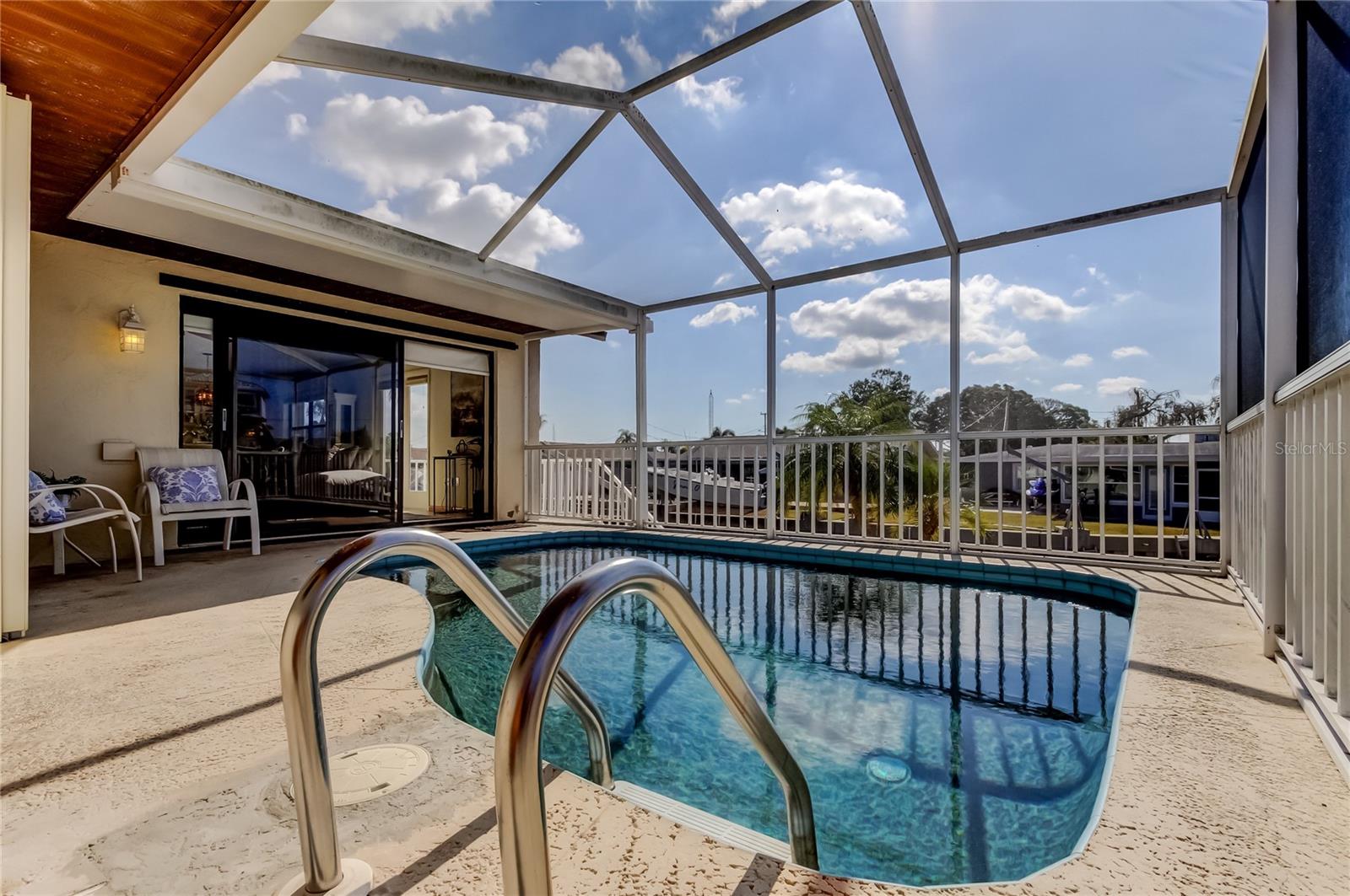 212 WESTWINDS DR, PALM HARBOR, FL, 34683