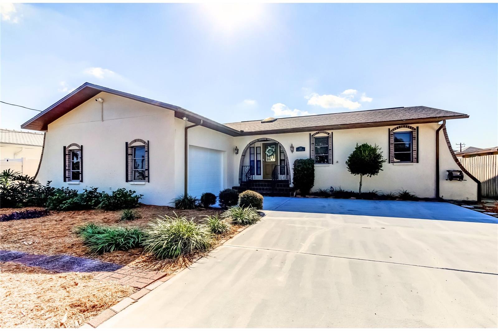 212 WESTWINDS DR, PALM HARBOR, FL, 34683