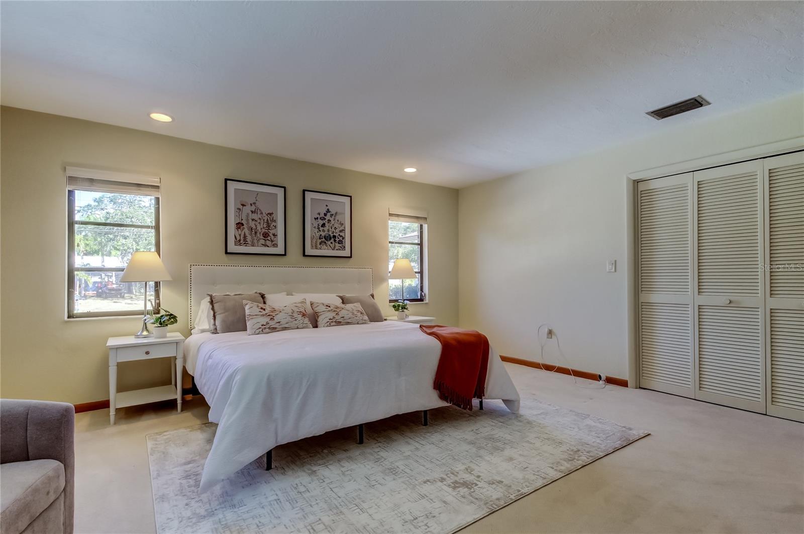 212 WESTWINDS DR, PALM HARBOR, FL, 34683