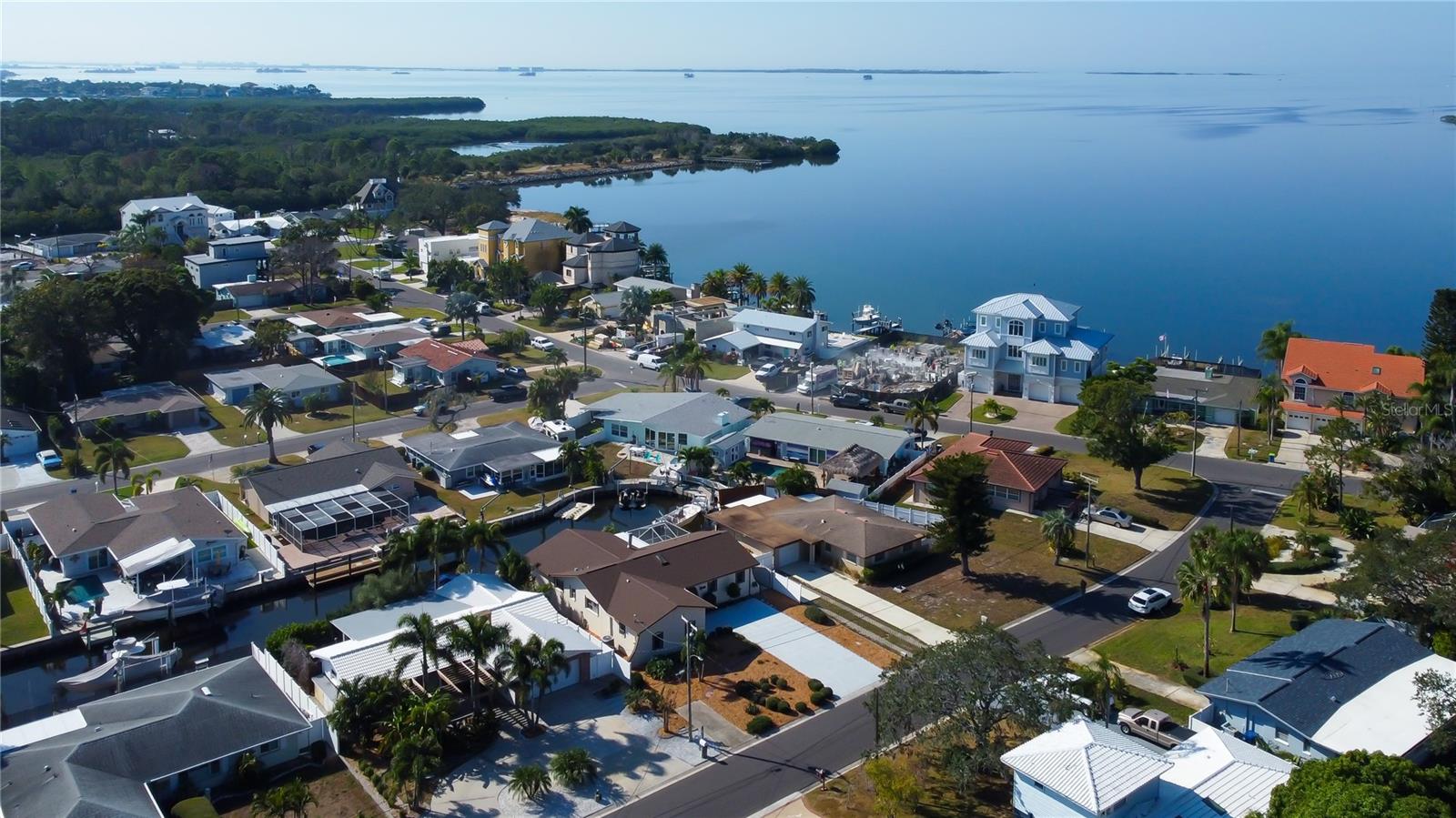 212 WESTWINDS DR, PALM HARBOR, FL, 34683