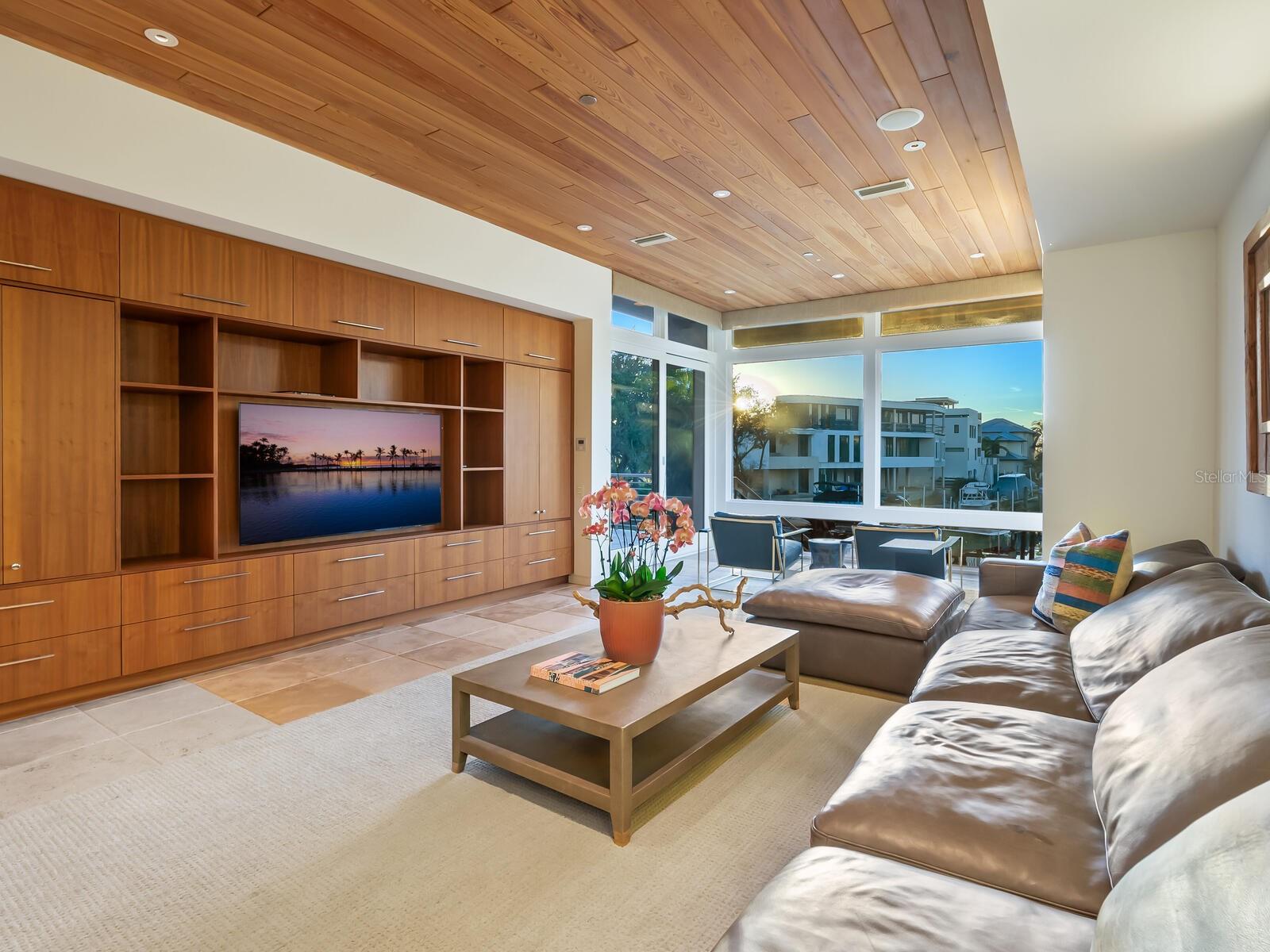 A4672697 Property Photo