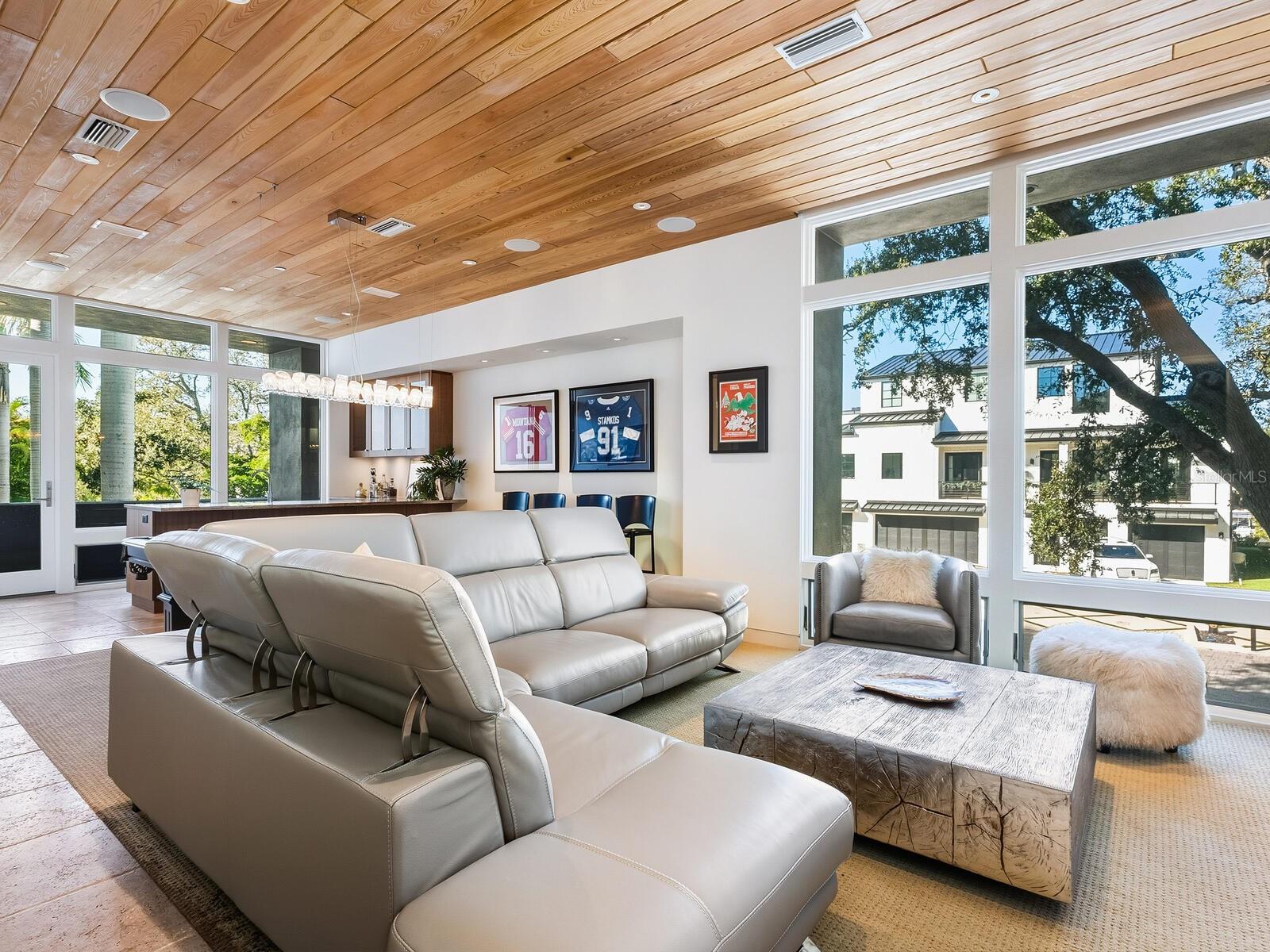 A4672697 Property Photo