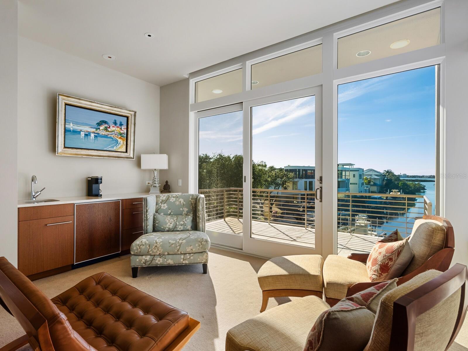 A4672697 Property Photo