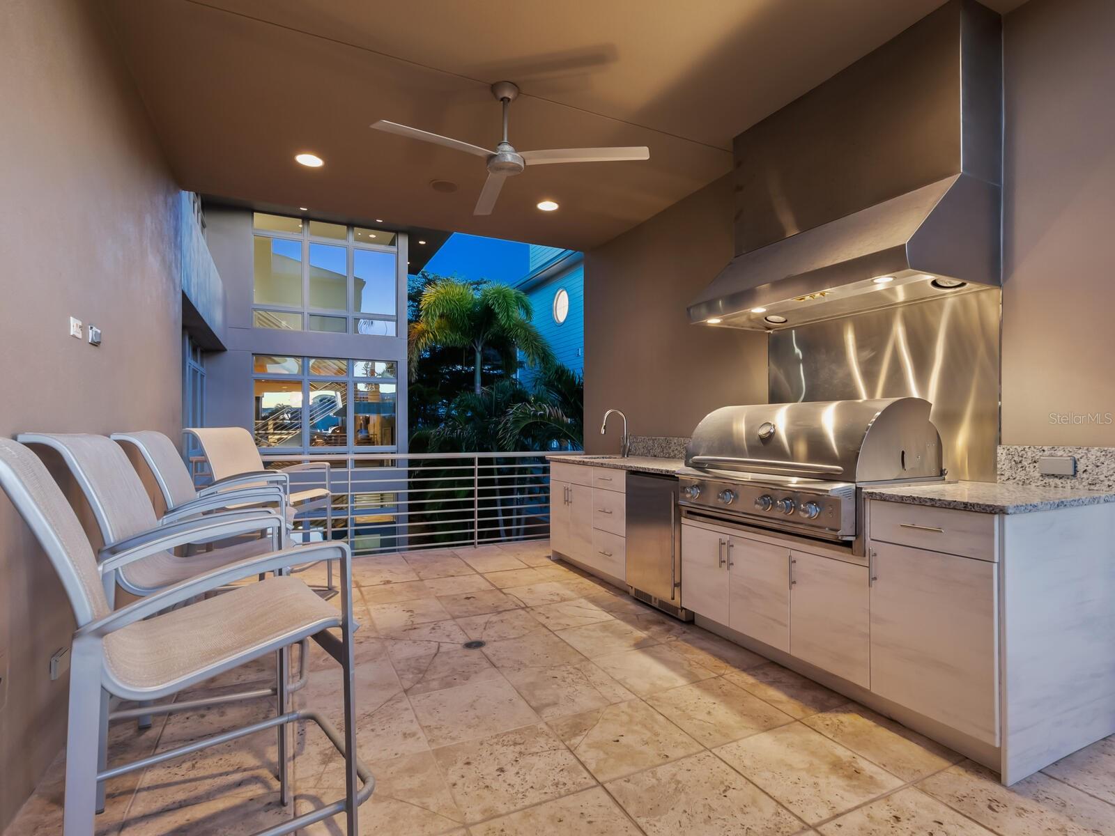 A4672697 Property Photo