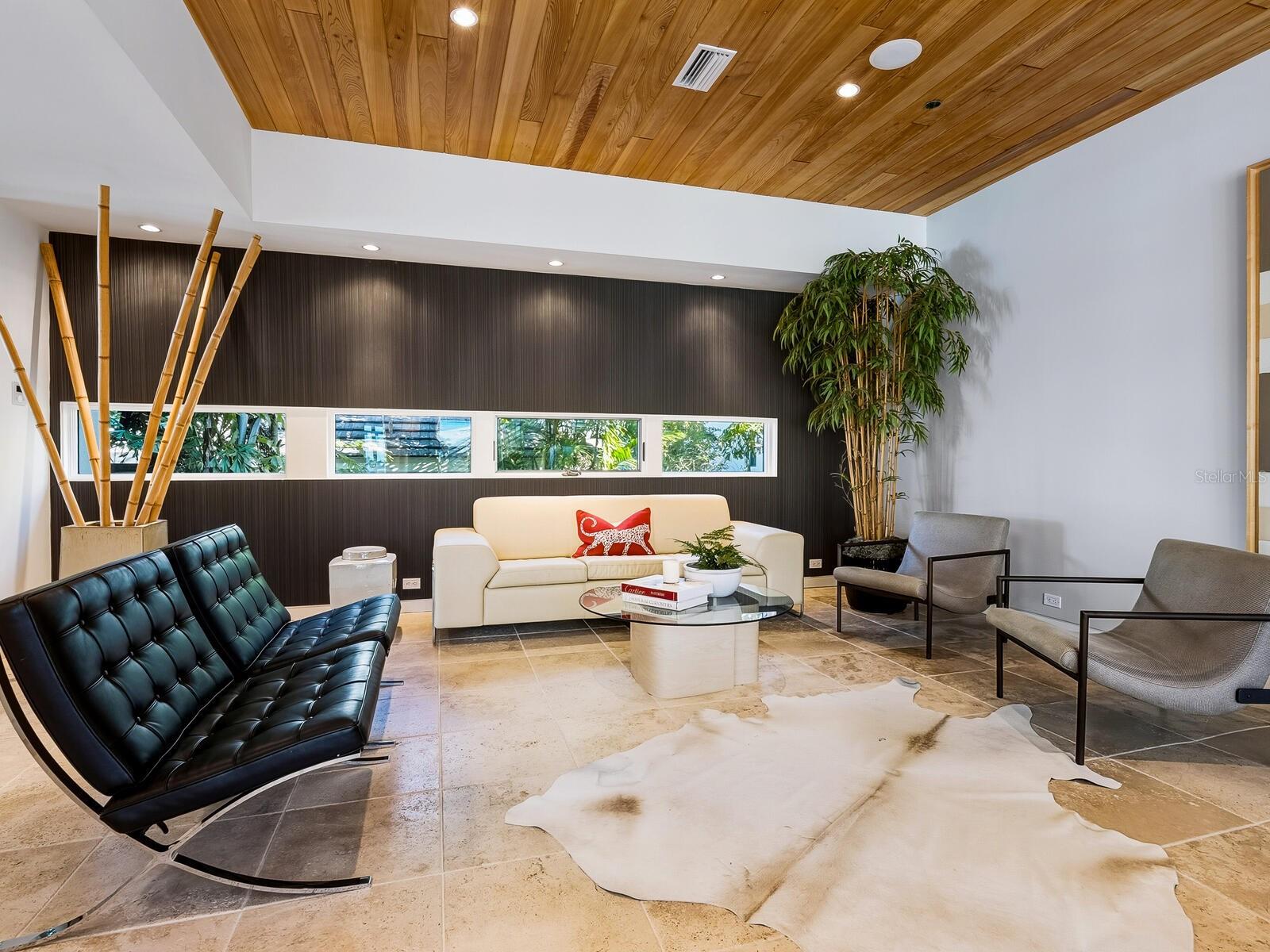 A4672697 Property Photo