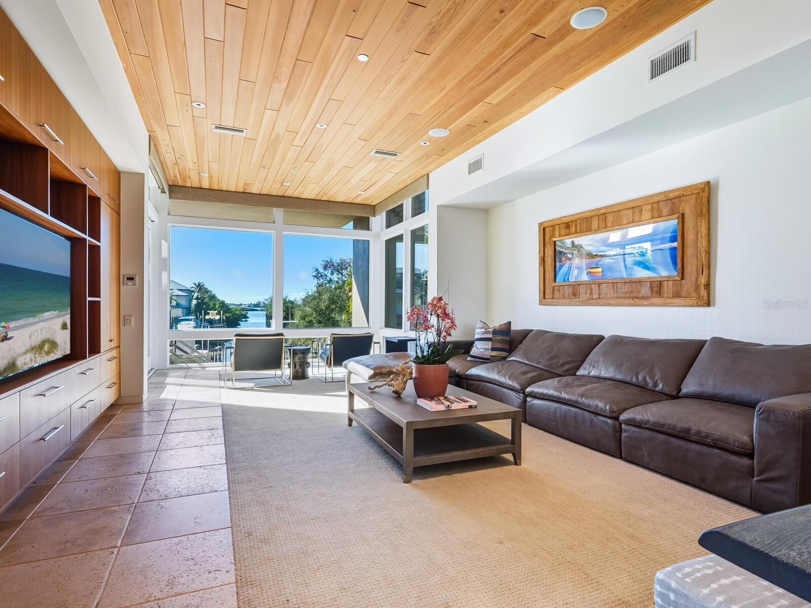 A4672697 Property Photo