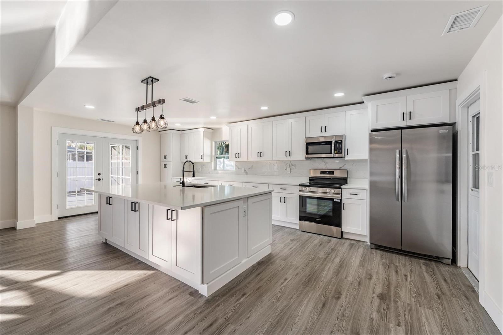 3366 FOX HILL DR, CLEARWATER, FL, 33761