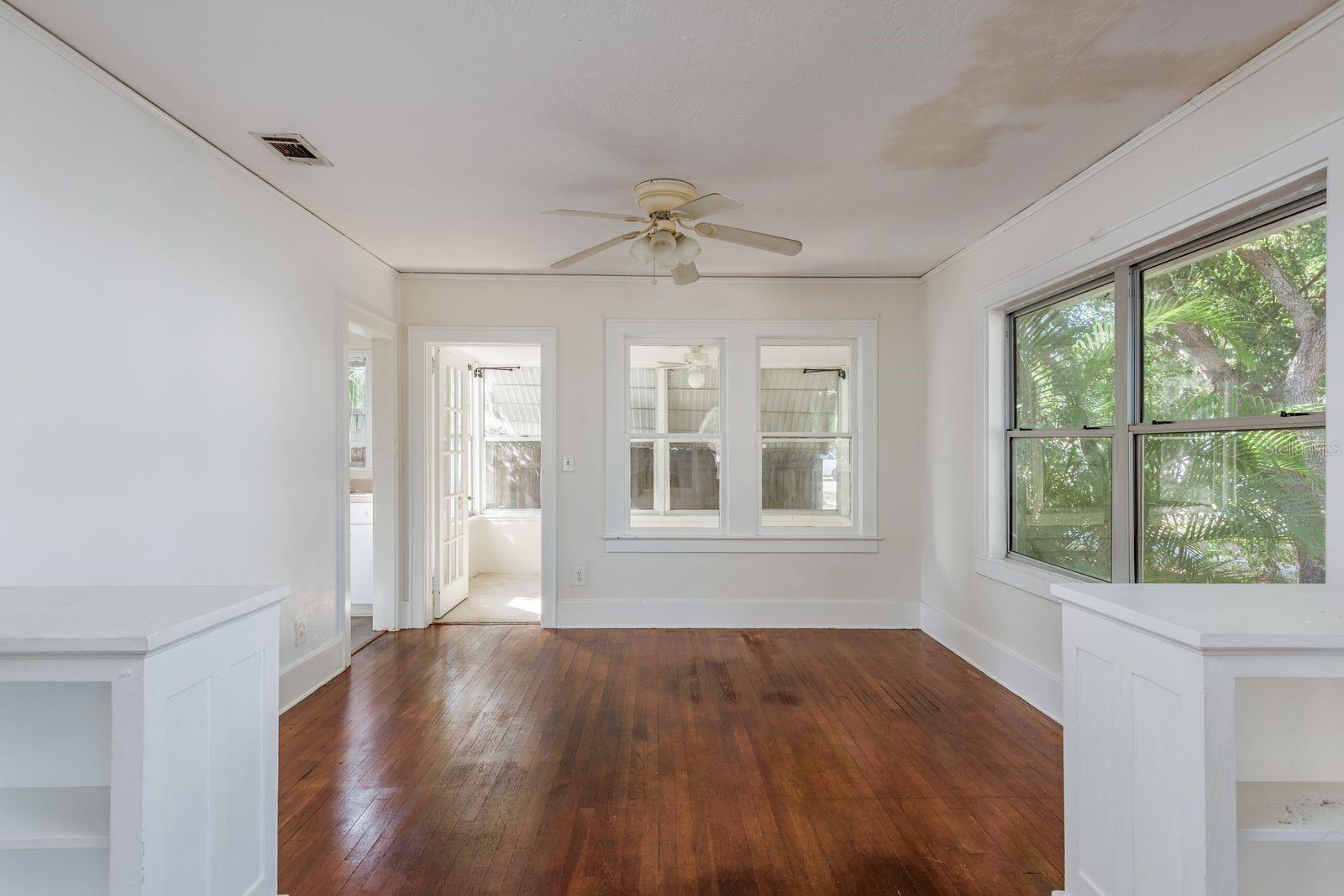 1235 IDLEWILD DR, CLEARWATER, FL, 33755