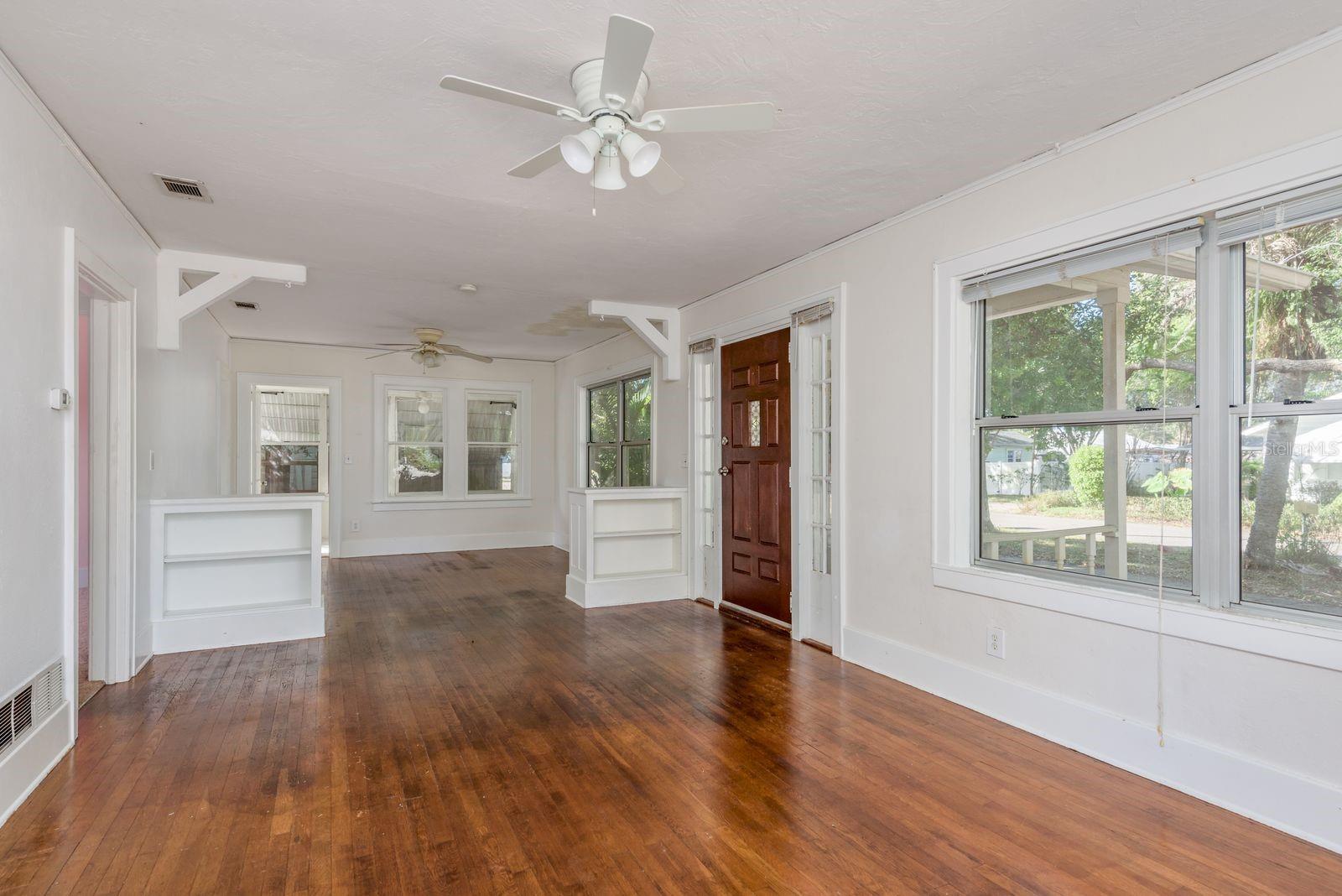 1235 IDLEWILD DR, CLEARWATER, FL, 33755