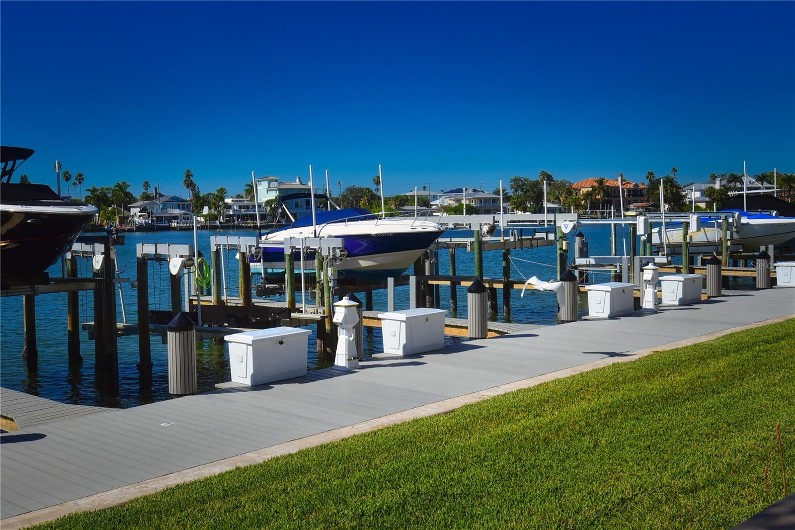 690 ISLAND WAY #208, CLEARWATER, FL, 33767