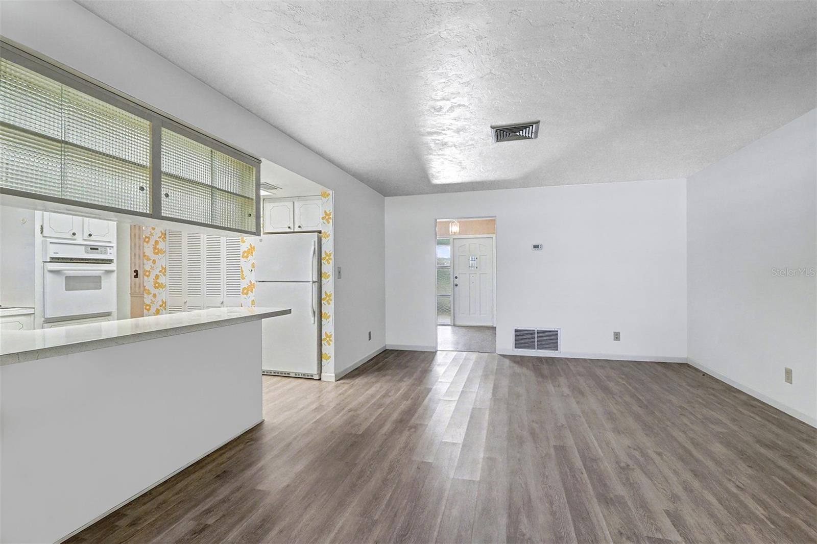 6733 14TH AVE N, ST PETERSBURG, FL, 33710