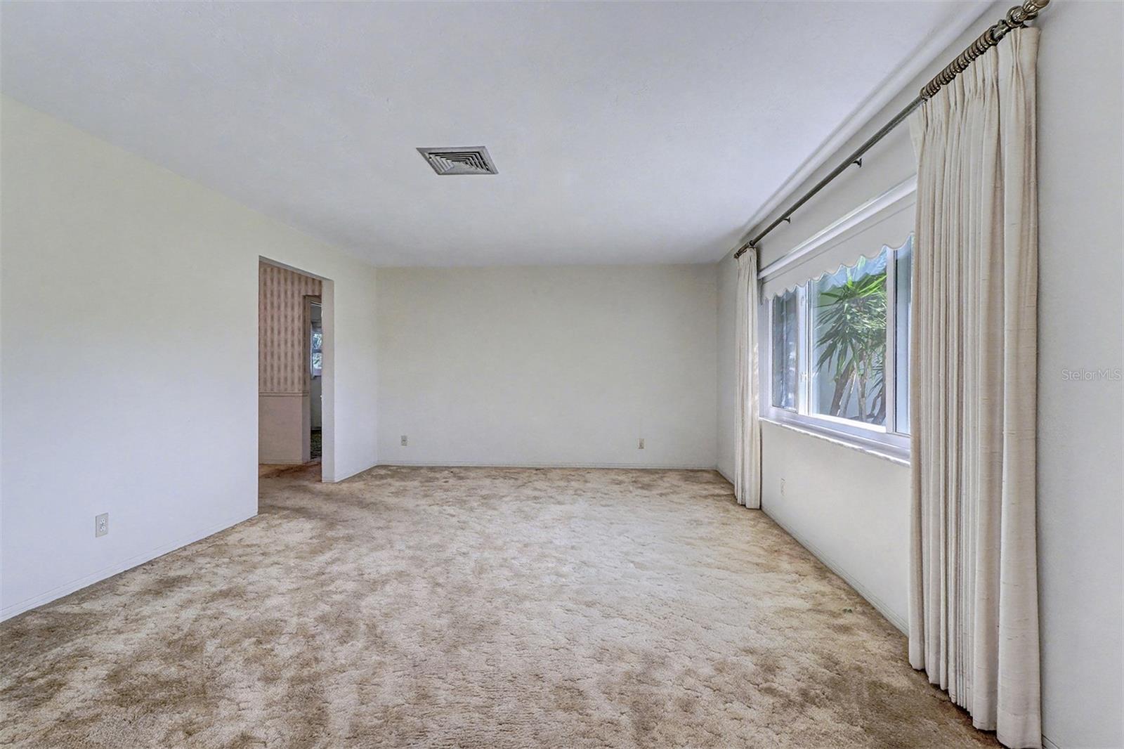 6733 14TH AVE N, ST PETERSBURG, FL, 33710