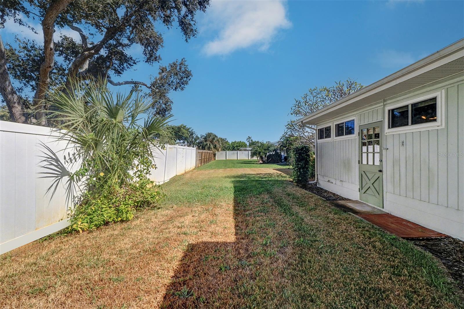 6733 14TH AVE N, ST PETERSBURG, FL, 33710