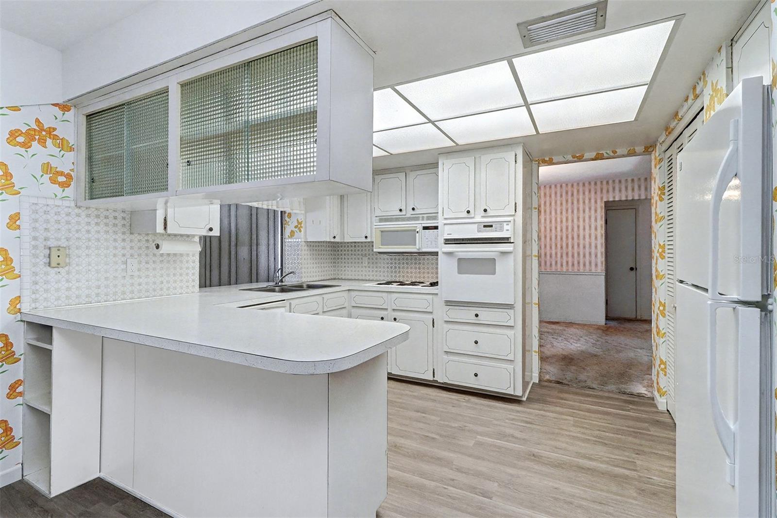 6733 14TH AVE N, ST PETERSBURG, FL, 33710