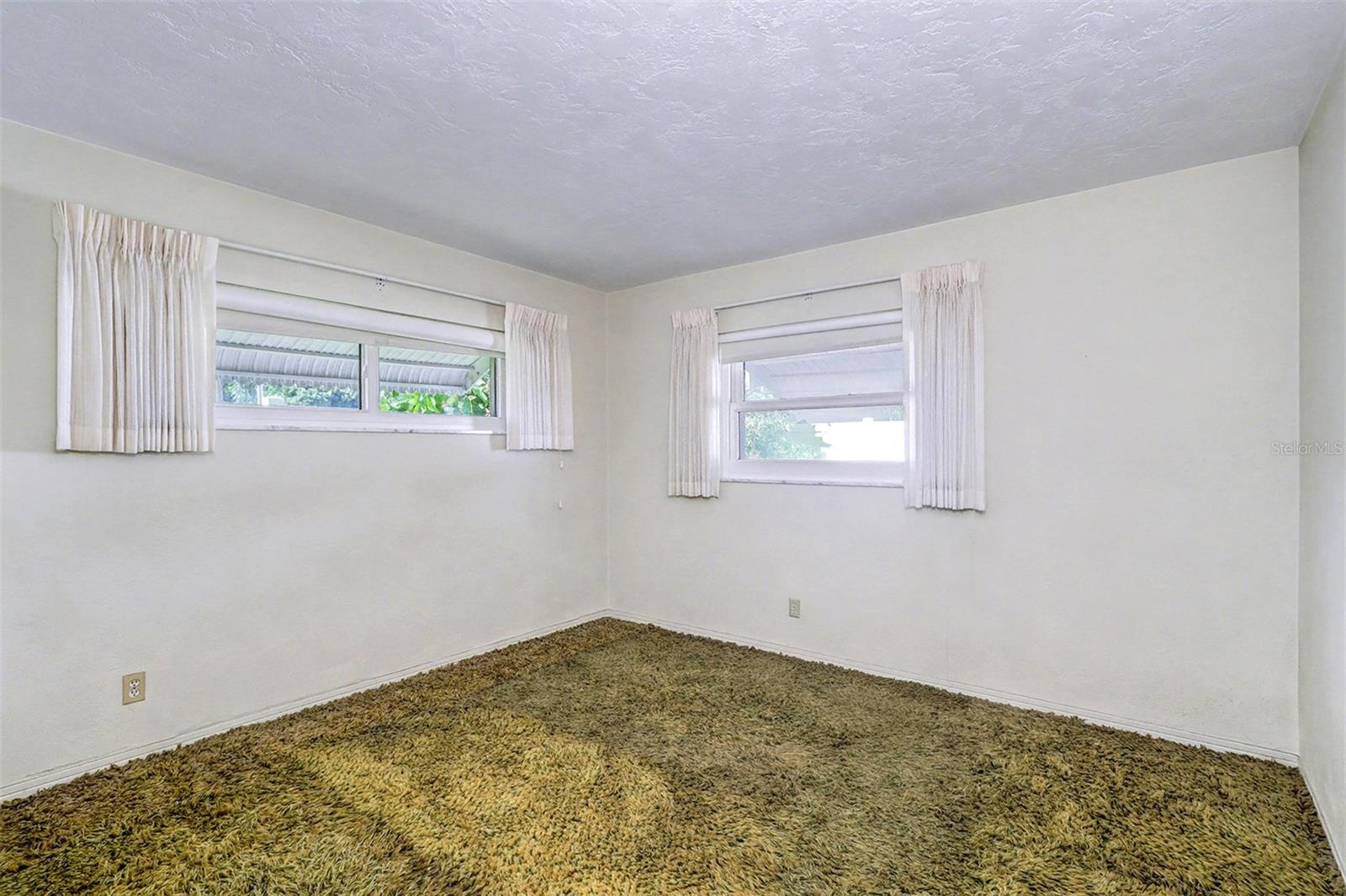 6733 14TH AVE N, ST PETERSBURG, FL, 33710