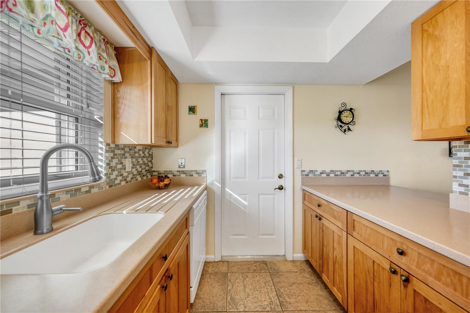 18390 BURKHOLDER CIR, PORT CHARLOTTE, FL, 33948