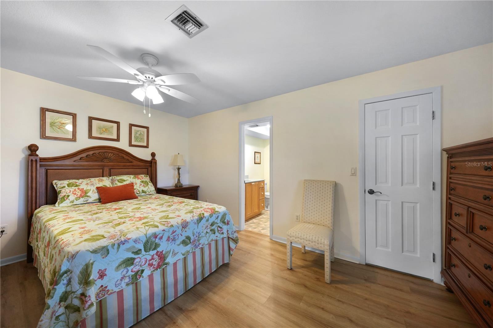 18390 BURKHOLDER CIR, PORT CHARLOTTE, FL, 33948