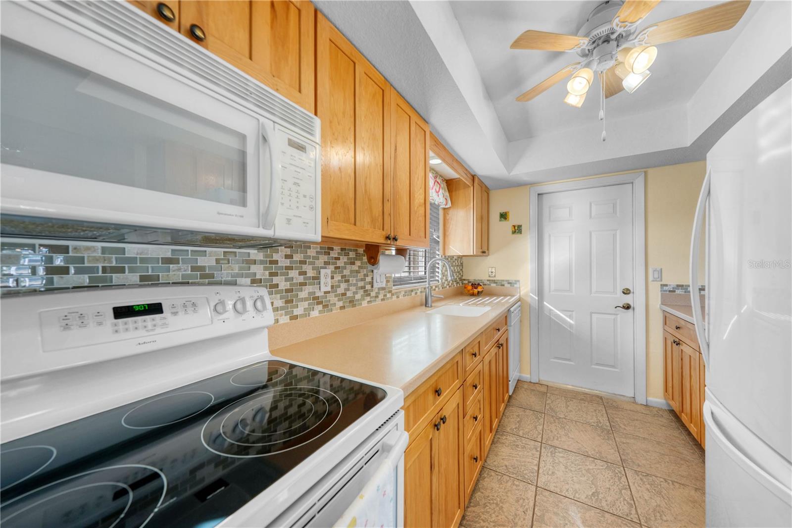 18390 BURKHOLDER CIR, PORT CHARLOTTE, FL, 33948