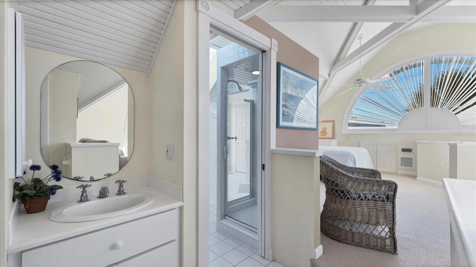 D6144852 Property Photo