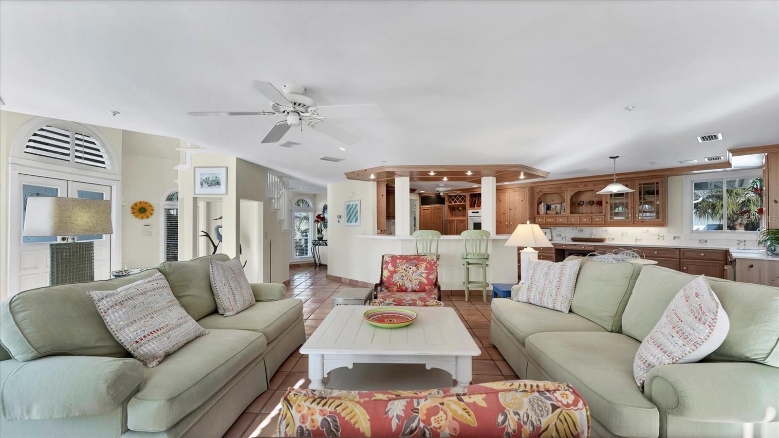 D6144852 Property Photo