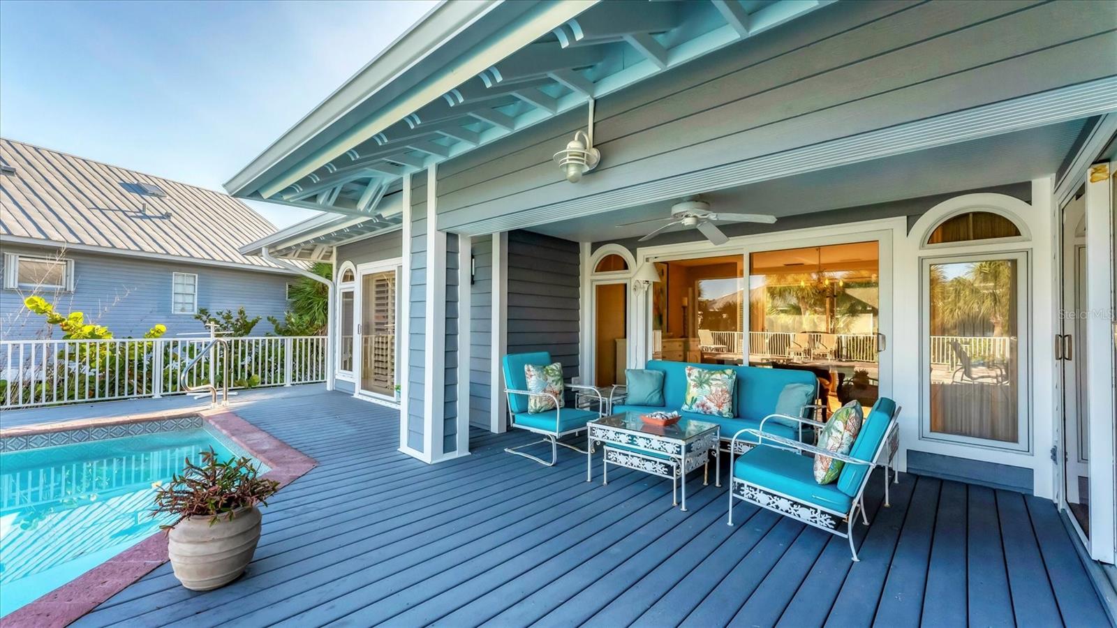 D6144852 Property Photo