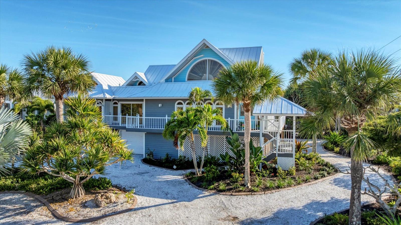 D6144852 Property Photo