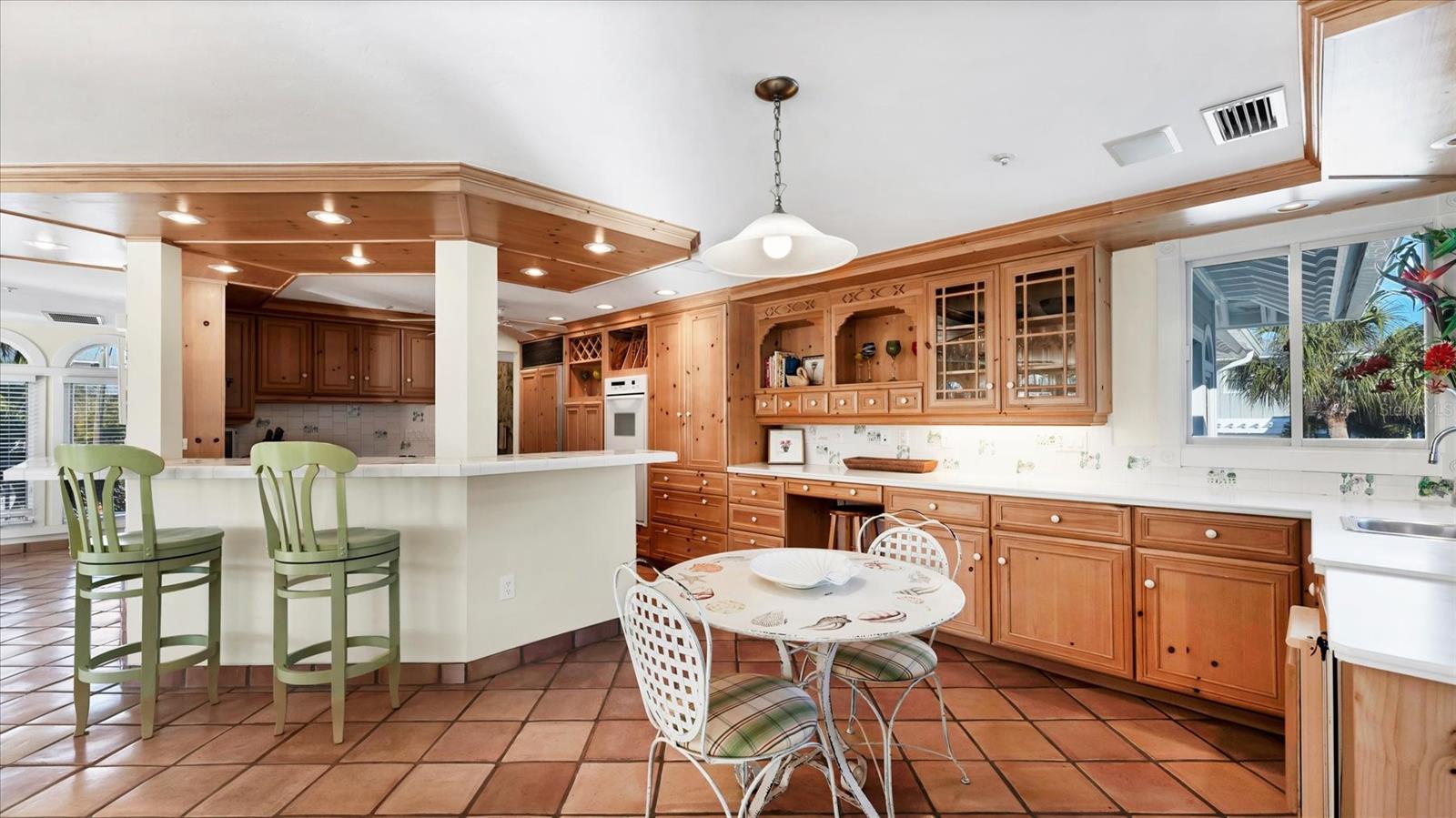 D6144852 Property Photo