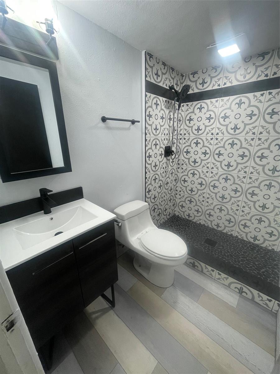 4956 44TH AVE N, ST PETERSBURG, FL, 33709